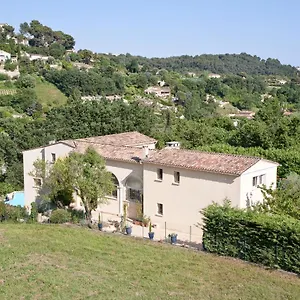 Alloggio in famiglia Le Mas Des Amandiers 