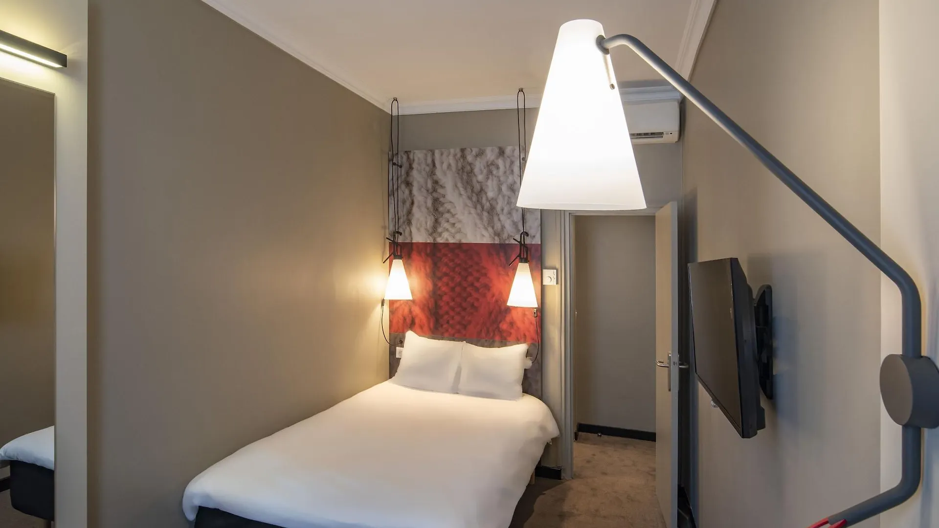 Ibis Paris Tour Montparnasse 15Eme Hotel