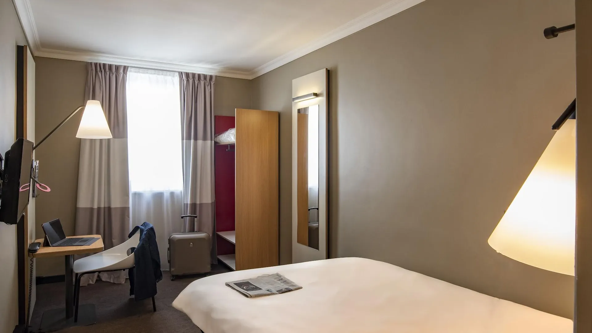 Ibis Paris Tour Montparnasse 15Eme Hotel 3*,