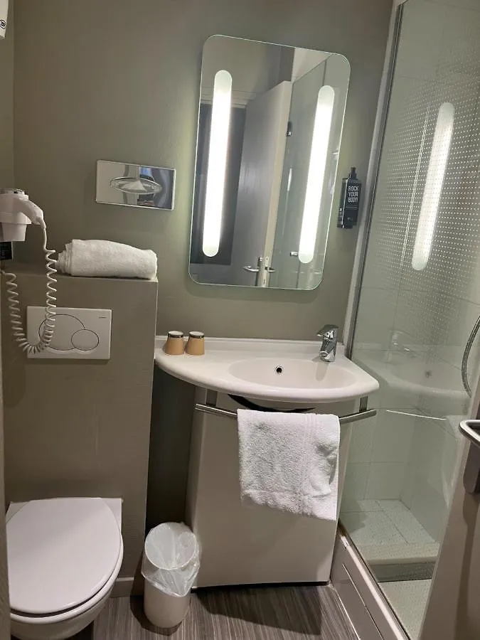 Ibis Paris Tour Montparnasse 15Eme Hotel
