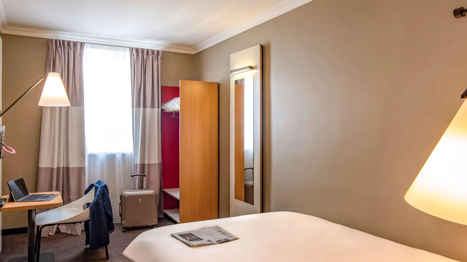 Ibis Paris Tour Montparnasse 15Eme Hotel
