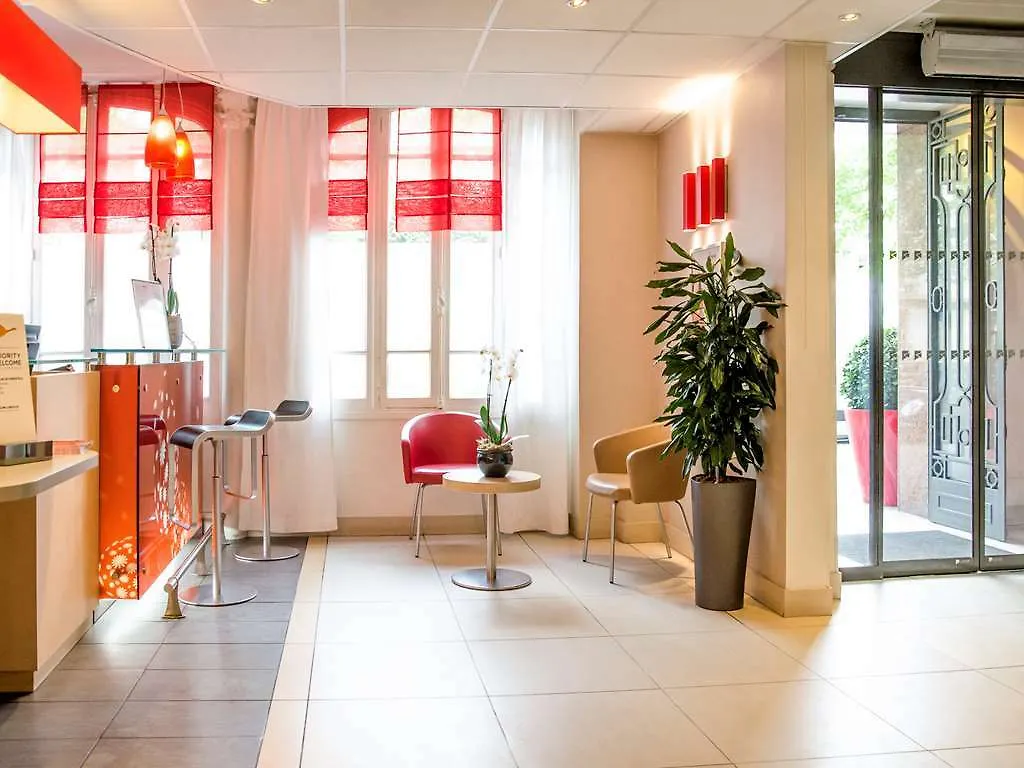 Ibis Paris Tour Montparnasse 15Eme Hotel