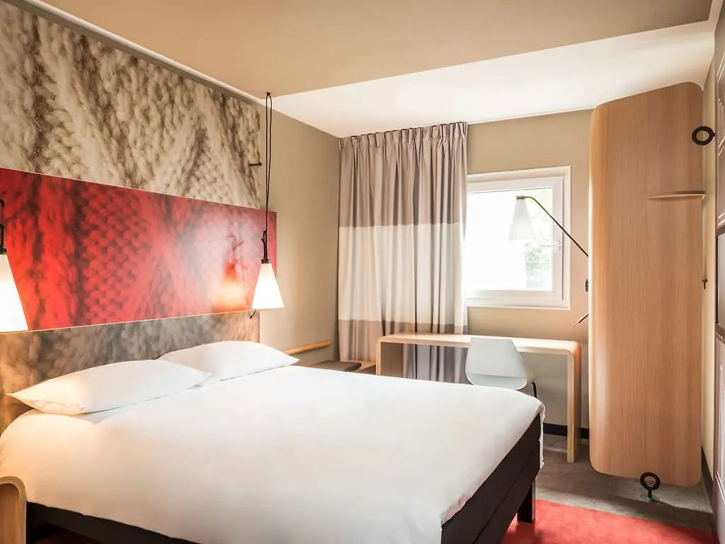 Ibis Paris Tour Montparnasse 15Eme Hotel